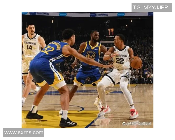 勇士与灰熊激战2017年最后一天精彩对决回顾